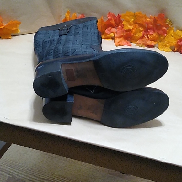 Gianfranco Ferre boots SZ 38 Eur - Picture 5 of 6